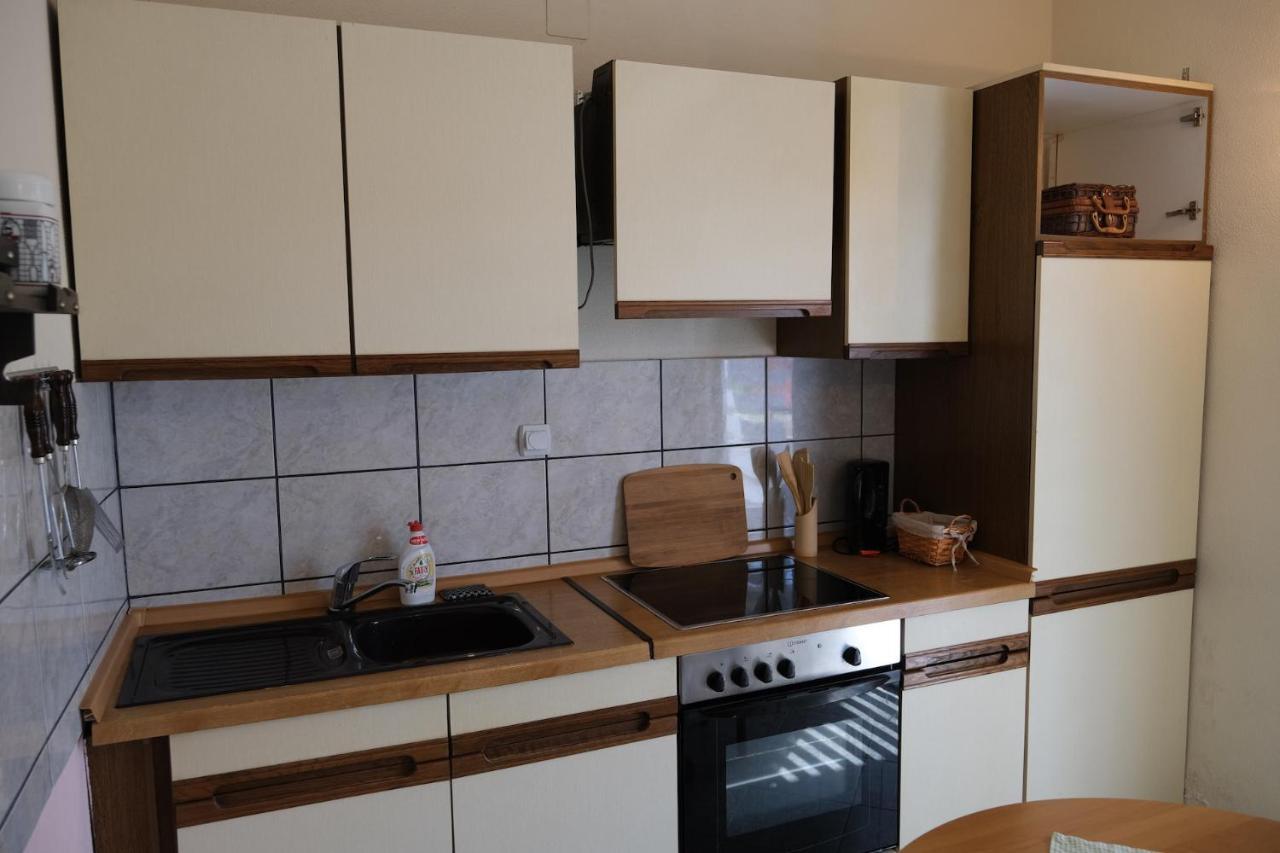 Apartments Jasmina Утьеха Экстерьер фото